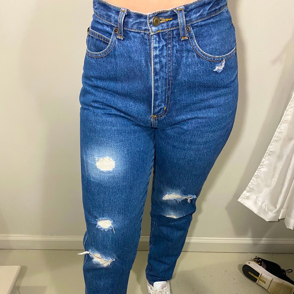 distressed high waisted mom boyfriend jean